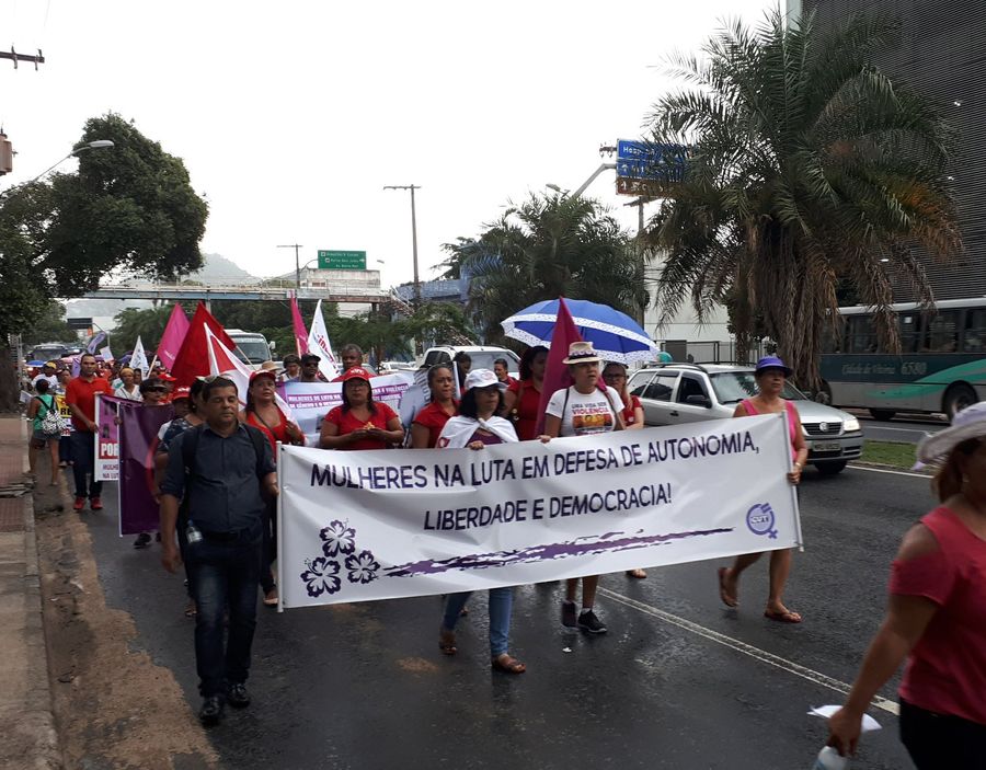 marcha-mulheres-es8m1