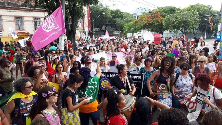 marcha-mulheres-es8m3