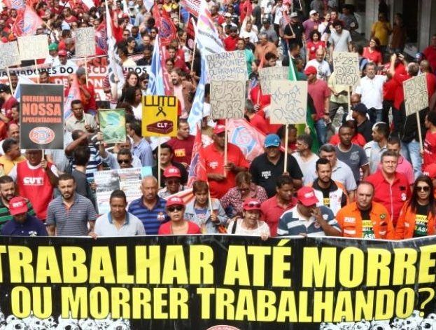 reformas_manifestacao